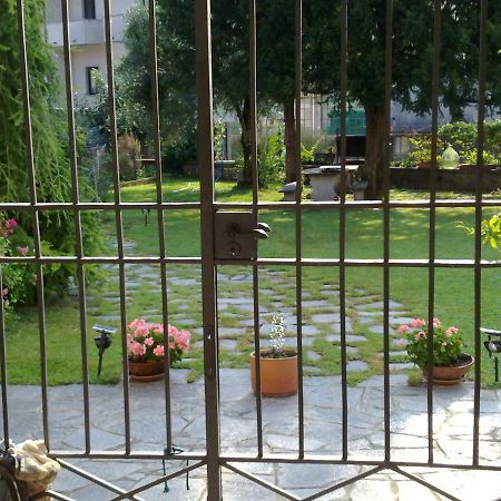 All'Ombra Dei Tassi Mandello del Lario Exteriör bild
